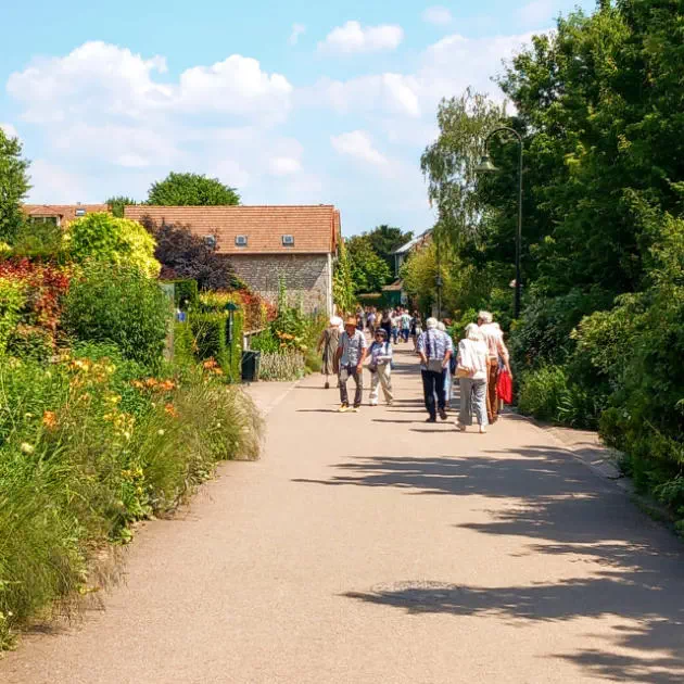 Claude Monet street in Giverny Claude Monet street in Giverny
